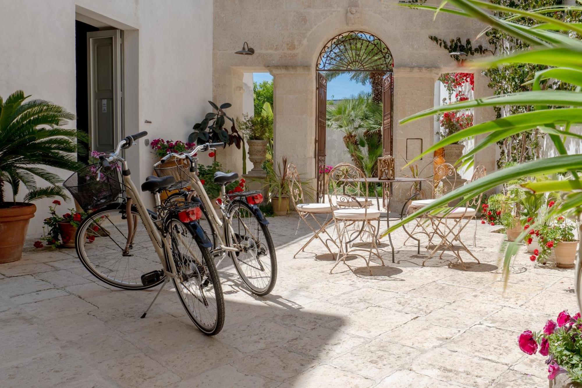 Palazzo Angelica - Luxury Retreat Otranto Bed and Breakfast Giurdignano Exteriör bild